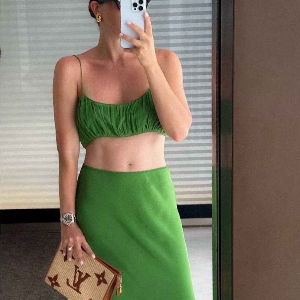 NWT. Doen Amora Top and Elowen Skit-Emerald.